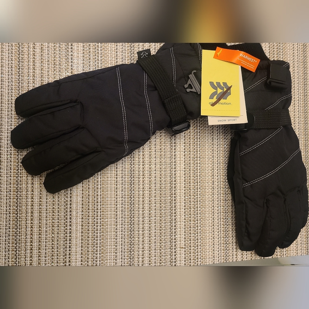 Kids unisex snow sport all in motion gloves. - Picture 3 of 5